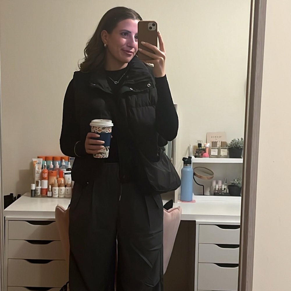 Black puffer vest